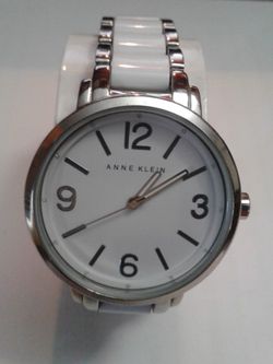 ANNE KLEIN  AK/1553 Stainless Steel Ladies Watch.(see band size in pjctures)