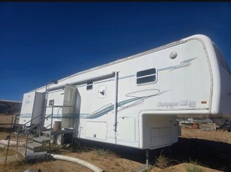 RV 5th Wheel