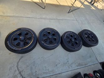 Ram 2500 20" oem wheels