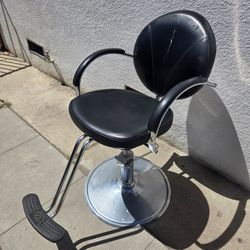 Barber chair