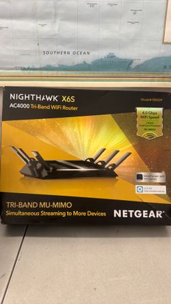 Gaming router  Netgear NIGHTHAWK X6SAC 4000. Try band Wi-Fi router fast powerful brand new.