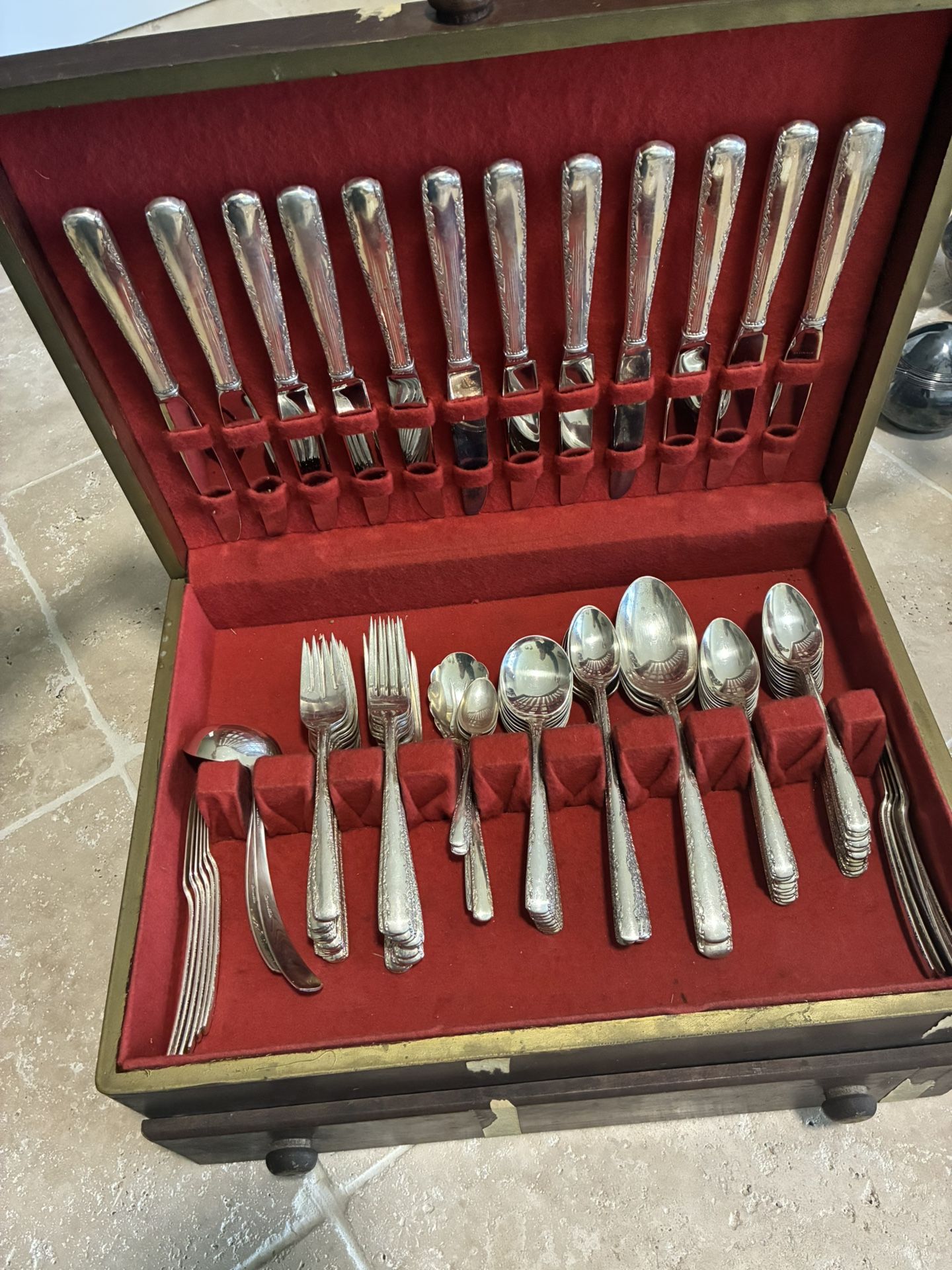 Gorham Silverware, Service For 12