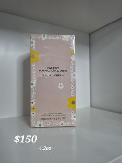 Daisy marc Jacobs  4.2onzas