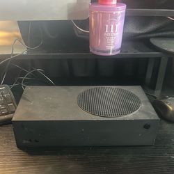 XBOX SERIES S looking to trade for Nintendo