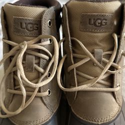 Ugg Snow Boots 