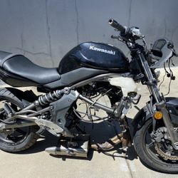 2009 Kawasaki Ninja 650r Parts Or Project Bike 