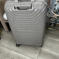 Wheeled luggage