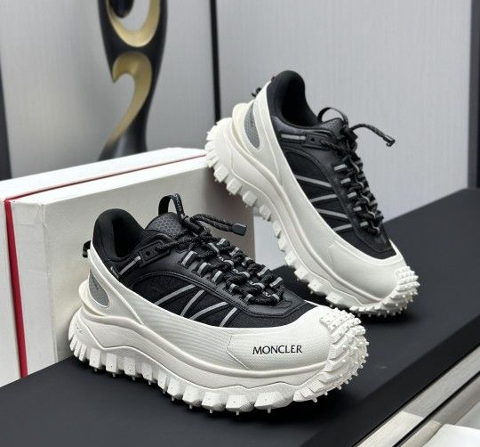 Moncler Men’s Sneaker With Box New
R
