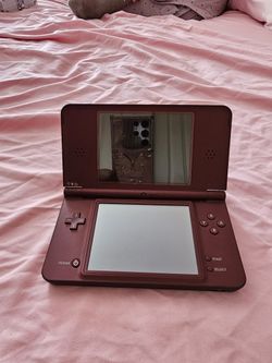 Nintendo DSI XL