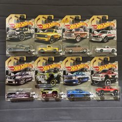 Pickup Trucks HW Collectibles DieCast (only complete set of 8)