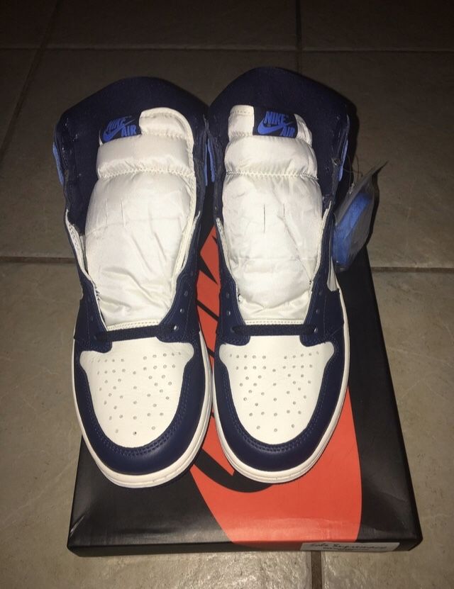 Jordan retro 1s obsidian