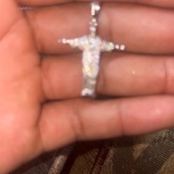 moissanite small jesus pendent