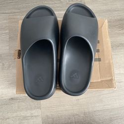 Black Yeezy slides