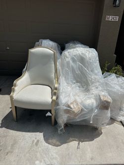 6 new dinning room Chairs