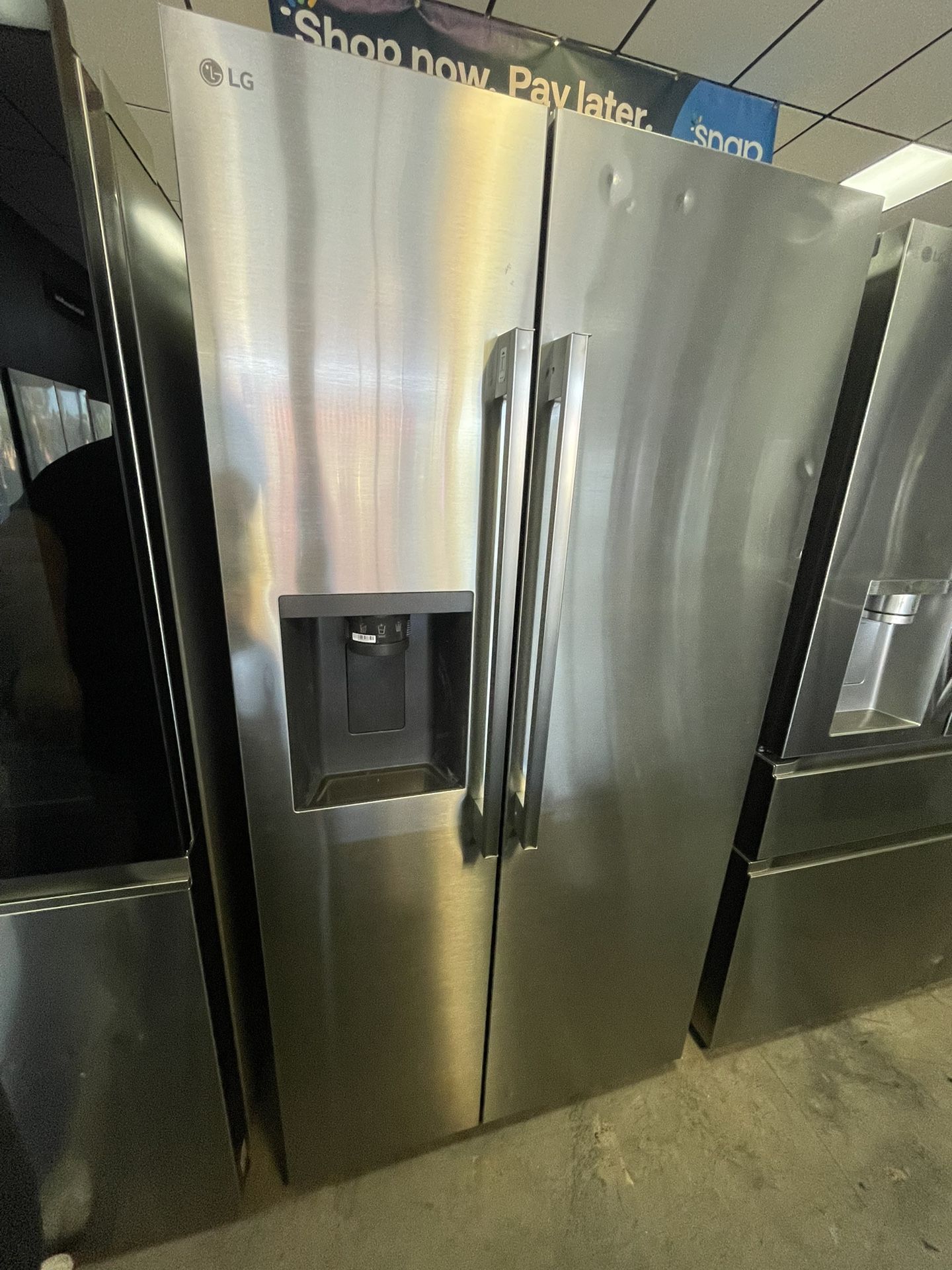 LG Side-by-Side Refrigerator – Stainless Steel Finish