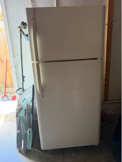 FRIDGE FOR SALE