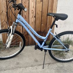 Road Master Granite Peak Mountain bike 24” tire size