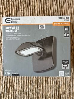 Commercial Electric LED Wall or Flood Light Bronze