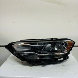 2019,2020,2021,2022,2023 Volkswagen Jetta Headlight Driver Lh Oem