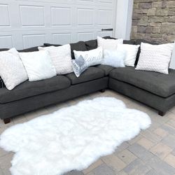 Grey Sectional With Chaise 