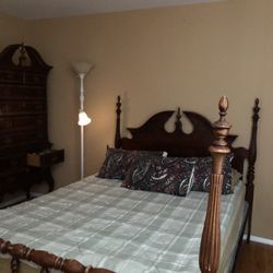 Complete 4 Post Wooden Bed