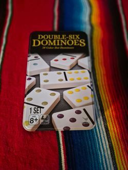 Cardinal Classic Double Six Dominoes Set