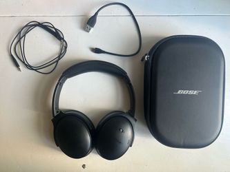 Bose Quiet Comfort Noise Cancelling Headphones