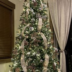 Costco 9 Foot Artificial Tree & Balsam Hill Storage Bag