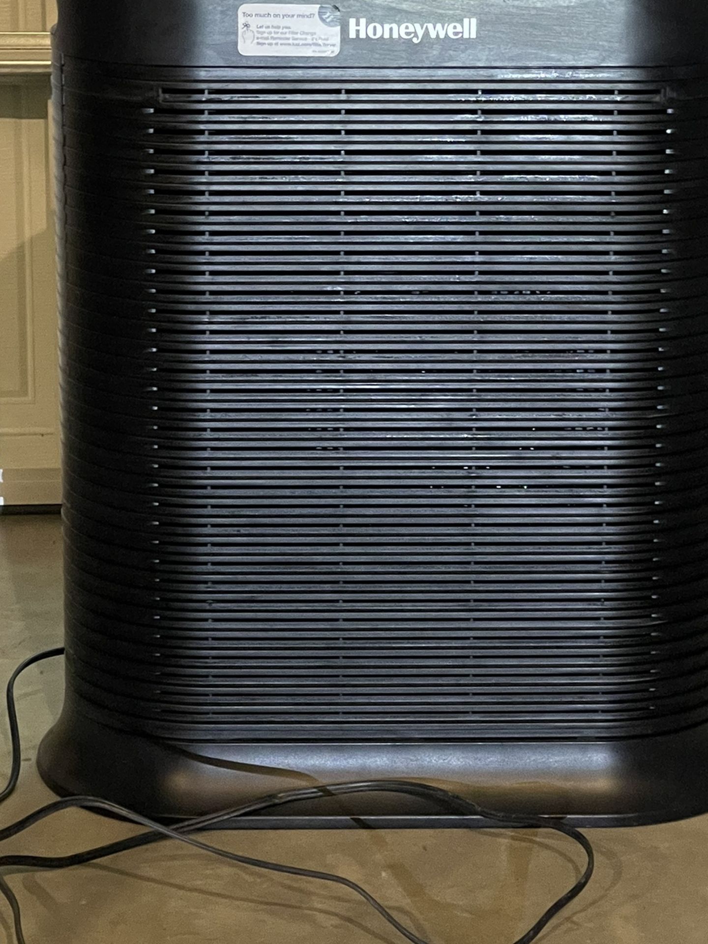 4 Honeywell Hepa HPA300 Air Purifiers