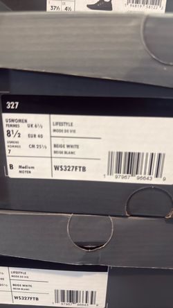 New in box women new balance sneakers
