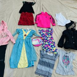 Bundle Size 4/5 Clothes 