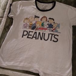Peanuts Tshirt. Xl