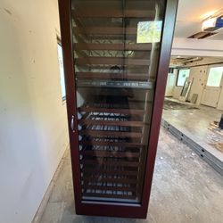 Sub-zero Wine Storage 