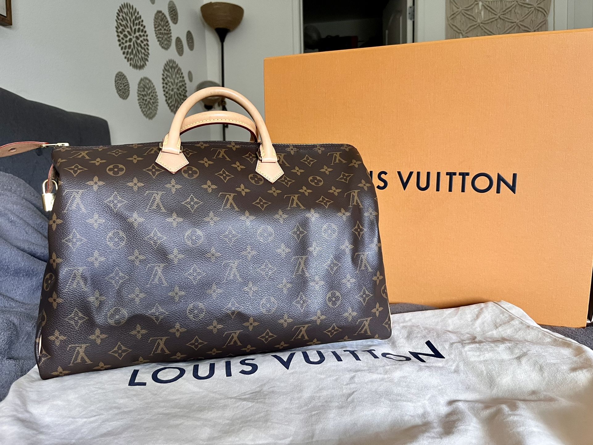 New Speedy 35 Louis Vuitton Monogram LV Bag