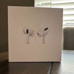 Earbuds 