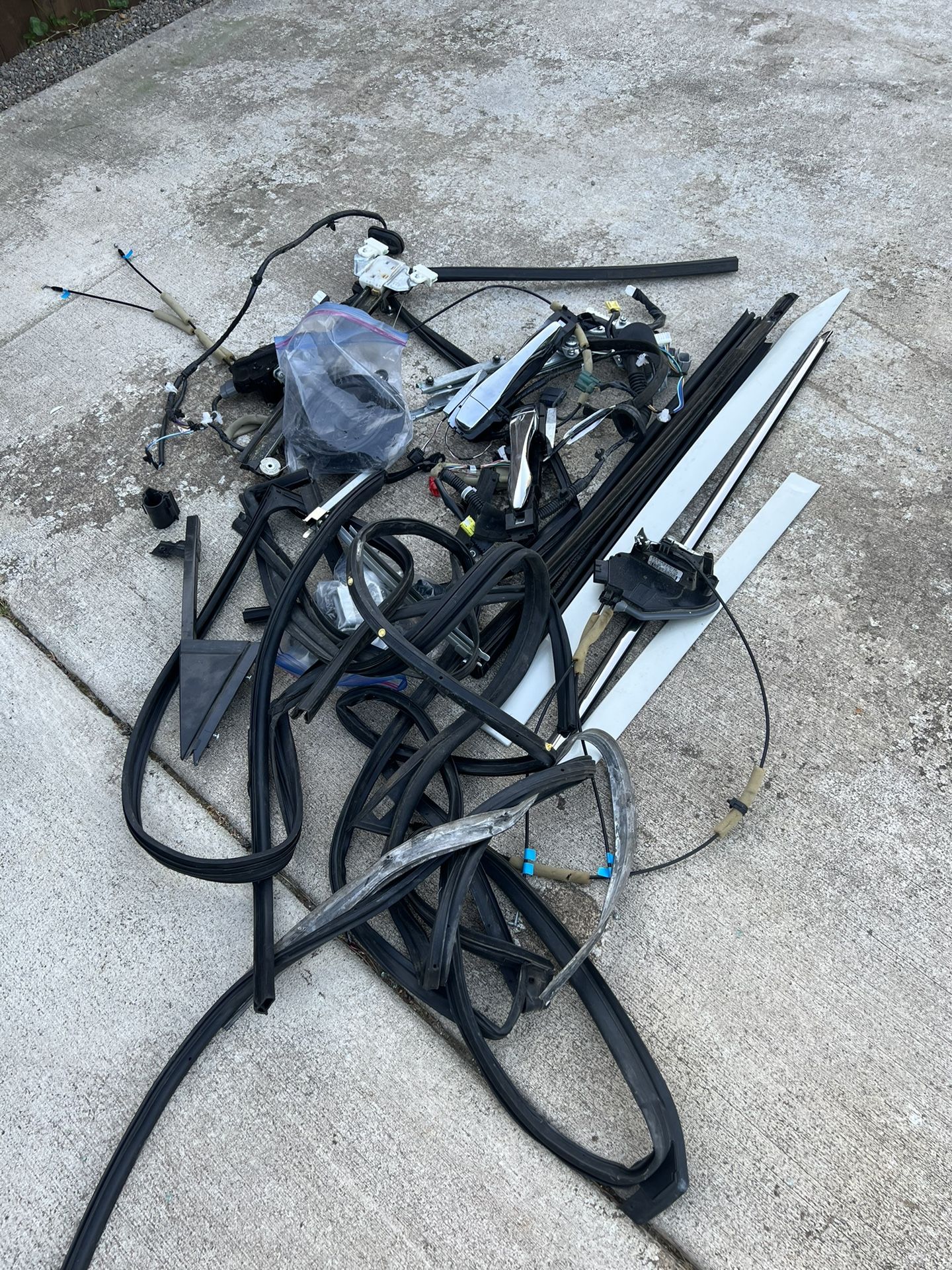 Nissan Altima 2016 Door Parts right side