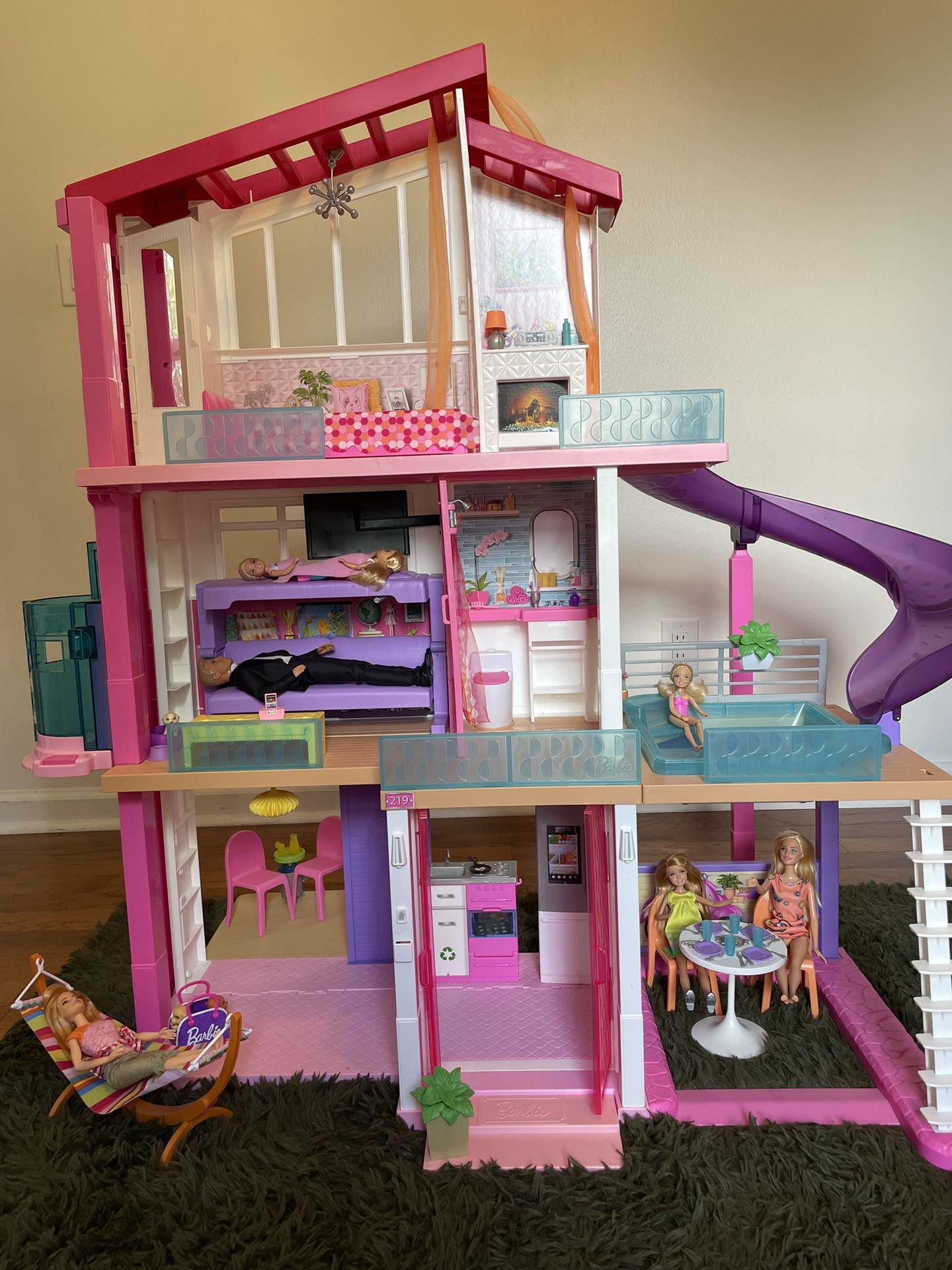 Barbie House With Dolls And Accessories