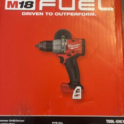 Milwaukee M18 FUEL Hammer Drill
