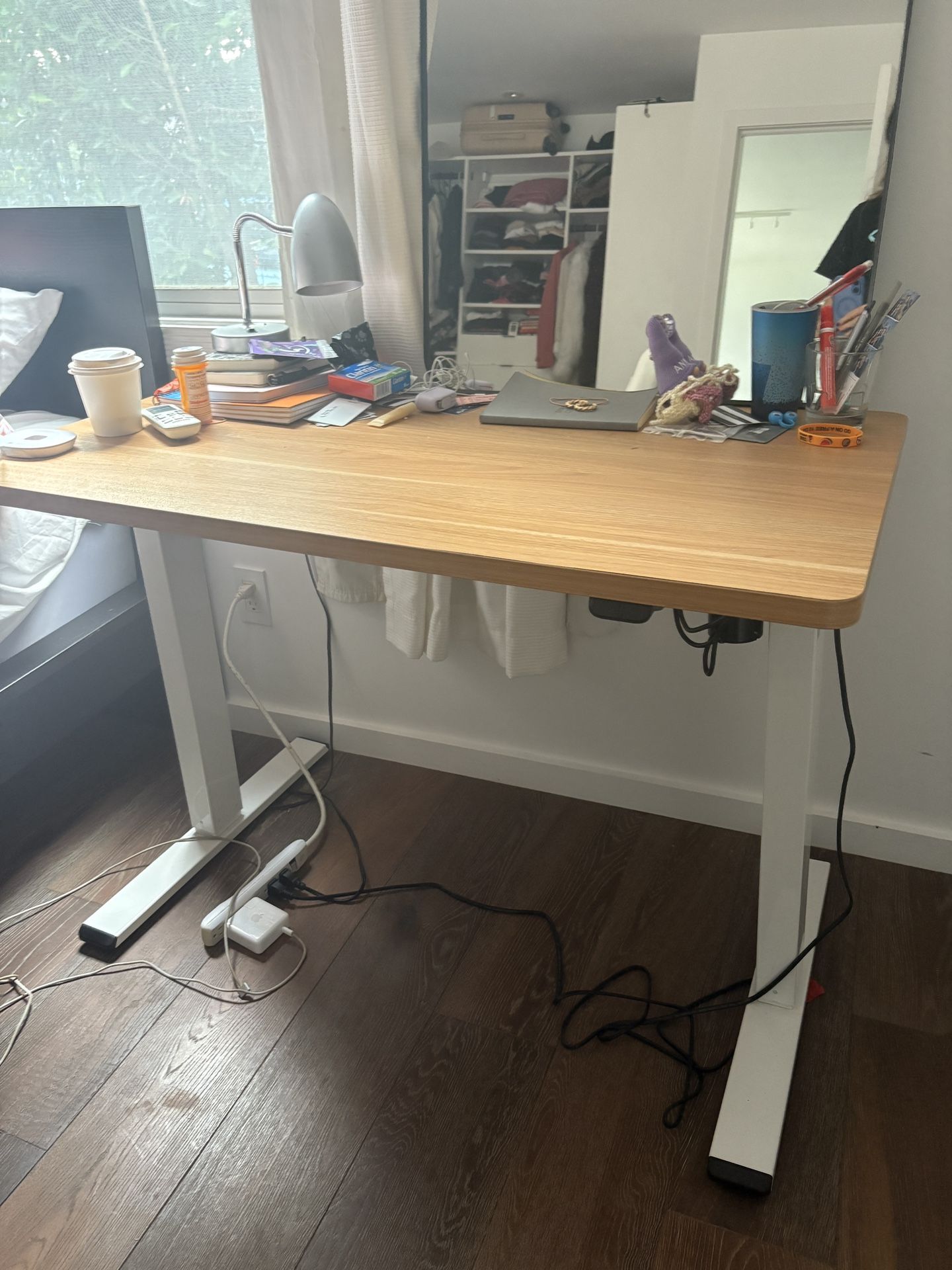 Electric Adjustable Standing Desk – Great Condition – $70 (Santa Monica)