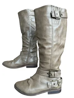 Rampage IDOLA Taupe Knee-High Boots Size 6M – Small Hole, See Photos