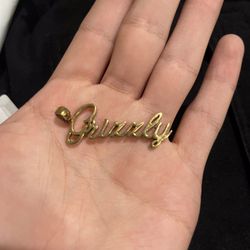 18k Grizzly Pendant 