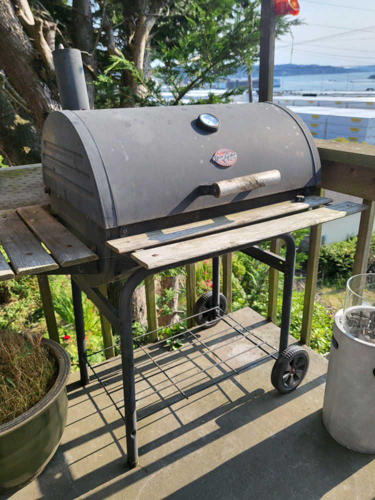 Char-Griller BBQ Grill And Smoker