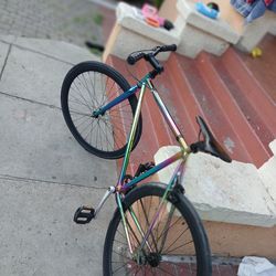 Golden cycles Oil slick fixie