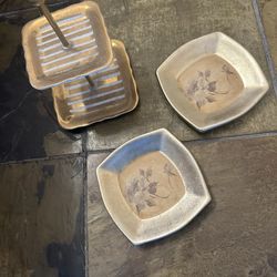 Gold Bathroom Dish And Jewelry Stand  