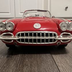 Diecast 1/12 SCALE HUGE CAR MODEL CORVETTE CHEVROLET  RED  CONVERTIBLE  1958 METAL CAR GOOD CONDITION With BOX 