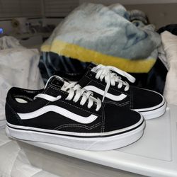 Black & White Old Skool Vans 