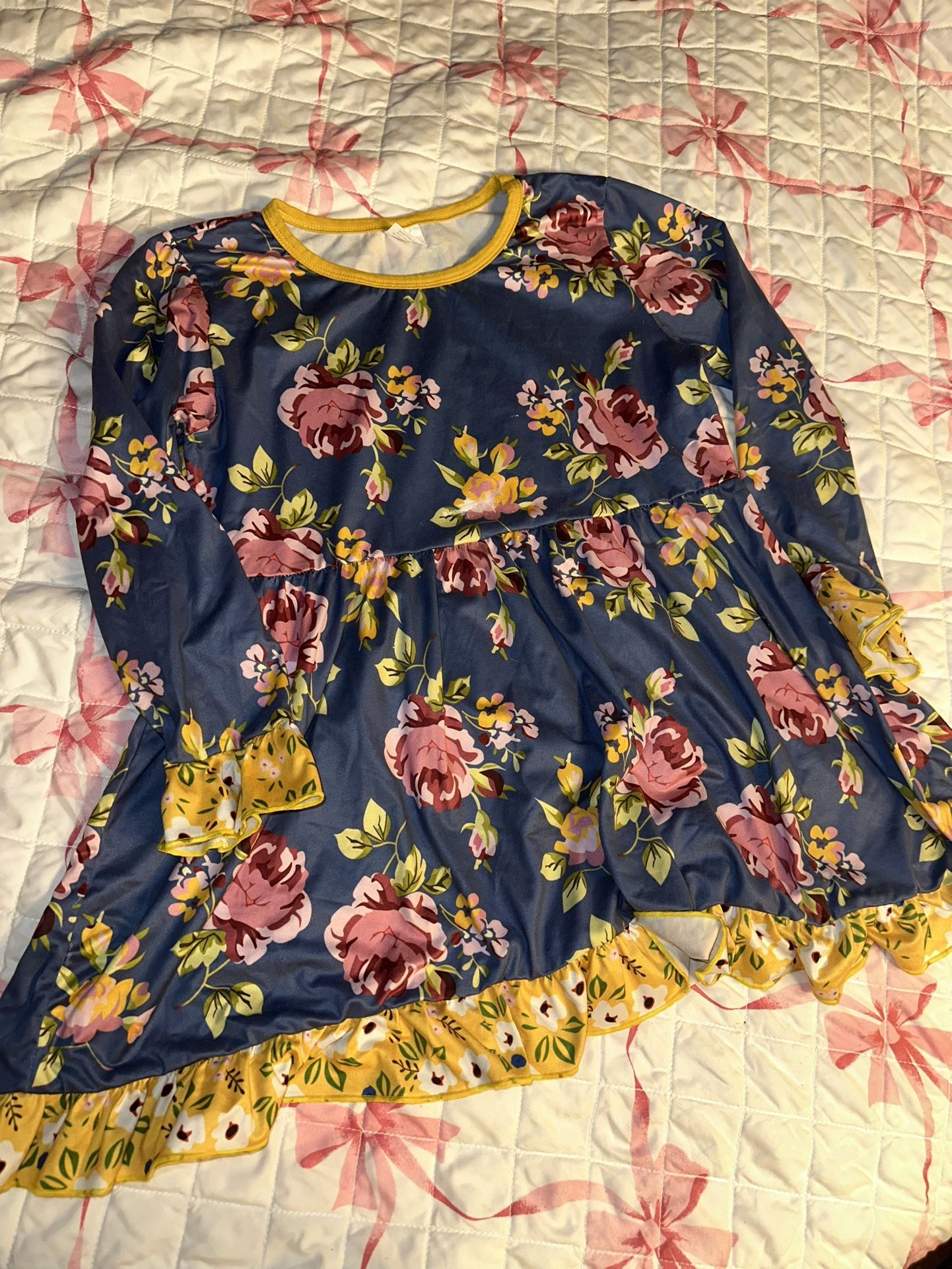 Boutique Long Sleeve Dress Size 14-16