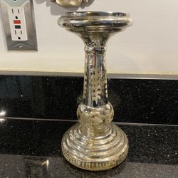 Kohl’s Nicholas Square 9” Pilar Candle Holder for 3” Pilar or 12” Taper Candles