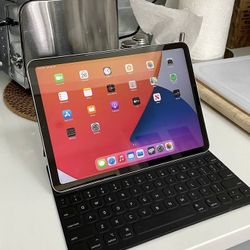 iPad Air 4 Wi-Fi + Cellular w Smart Key Folio