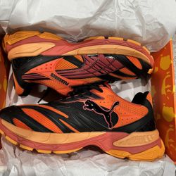 Puma Pleasures Size 14